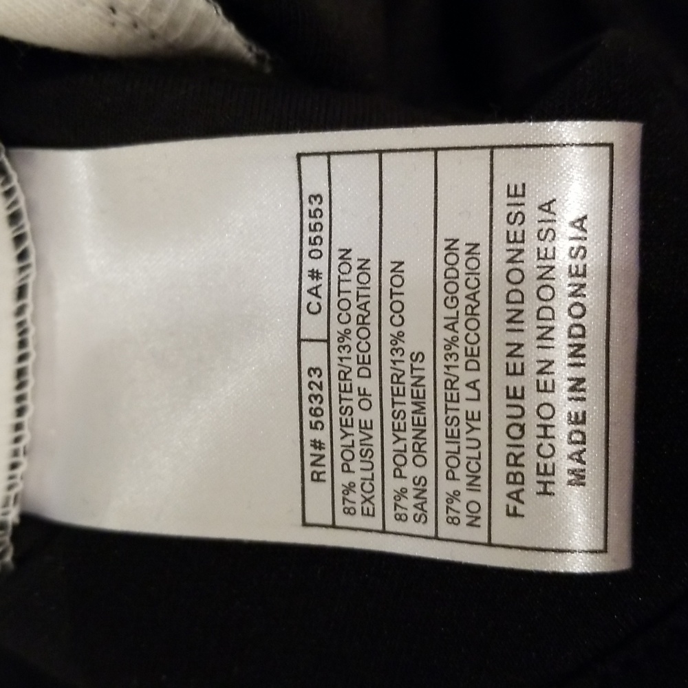 Ladies Nike Sportswear - Picture 5 of 5